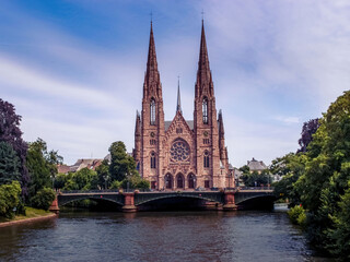 Fototapeta na wymiar Cathédrale gothique de Strasbourg en France