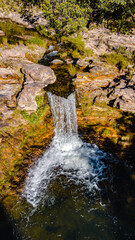 Natureza Cachoeiras Árvores Chapada dos Veadeiros Goiás Brasil Paisagem Beleza Cênica Aventura Trilhas Parque Nacional Conservação Biodiversidade Rios Riachos Flora Brasil Maravilhas Naturais Explorar