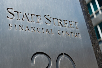 Obraz premium laser cut metal sign of State Street Financial Centre, an investment service, located at 30 Adelaide Street East in Toronto, ON