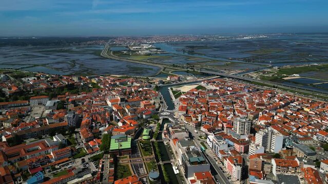 4K - Portugal Aveiro Center Canals - 2