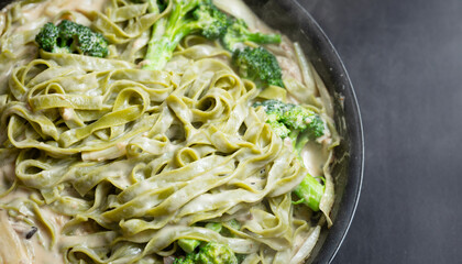 Spinach Cream Pasta in Iron Pan	
