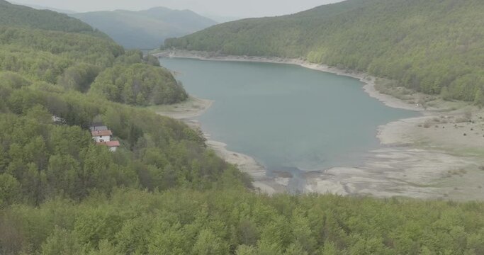 Passo e lago Lagastrello | Comano Toscana
