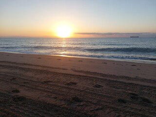amanecer en la playa