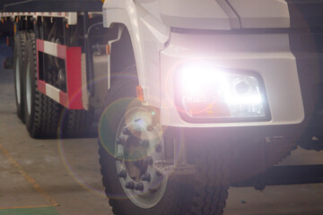 Truck headlight with glare