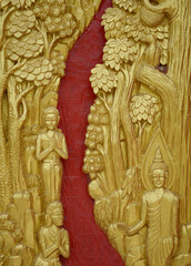 golden buddha statue in temple