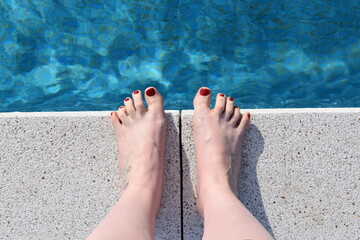 feet on the pool
