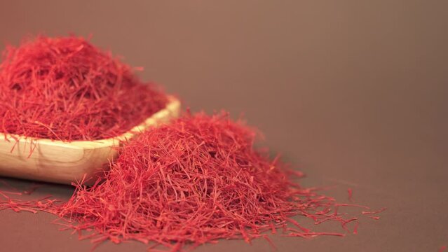 Iranian high quality saffron threads
