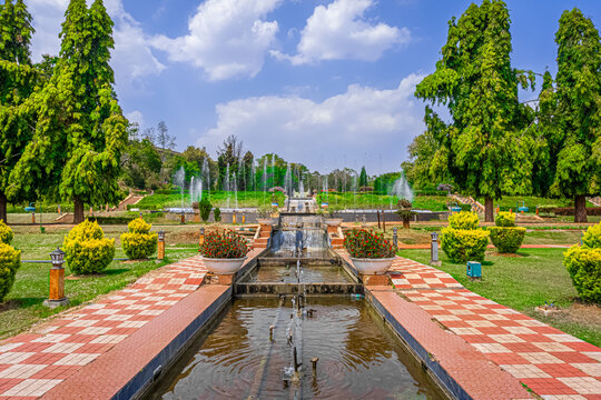 Brindavan Gardens at Mandya District, Karnataka. it is at the bottom of the Krishnaraja Sagara Dam or KRS dam across the river Cauvery. it Spread across an area of 60 acres. The world-famous garden.