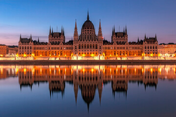 Hungarian Parliament building. Sunrise.