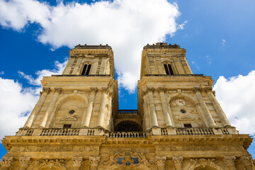 Façade de style Renaissance de la Cathédrale Sainte-Marie d’Auch