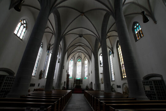 Inneres der Kirche St. Clemens in Mayen (Eifel)