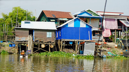 village at tonle sap river shore