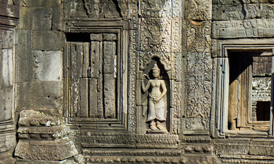 ancient temple of angkor wat