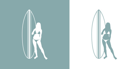 Logo club de surf. Silueta de mujer de pie frente a tabla de surf lineal con bikini en espacio negativo