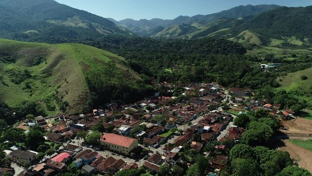 Aerial view of S&atilde;o Francisco Xavier and mountains of Serra da Mantiqueira - S&atilde;o Jos&eacute; dos Campos, S&atilde;o Paulo, Brazil