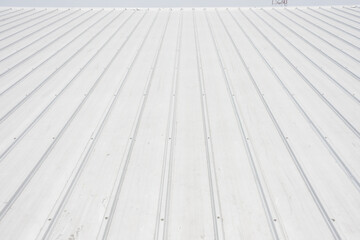 metal sheet roofing on commercial construction