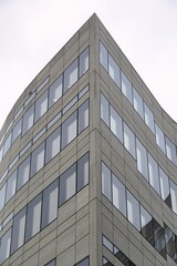 Düsseldorf, Gebäudeecke einer modernen Architekturikone