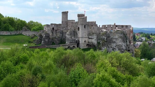 The ruins of medieval castle Ogrodzieniec in Poland