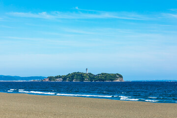 (神奈川県ｰ風景)辻堂海岸から見る初夏の江の島１