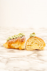 Croissant pistachio