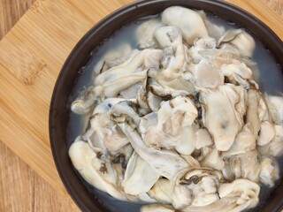 신선한 해산물 굴