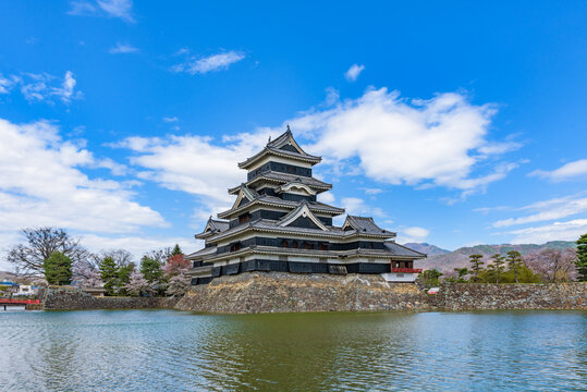 Matsumoto-jo (Matsumoto Castle) in Nagano Prefecture, National Treasure of Japan