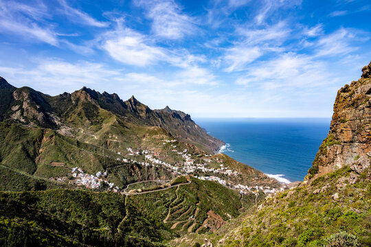 Spain, Canary Islands, Taganana, Village surrounded by Anaga mountains in summer