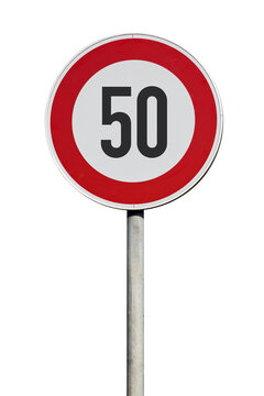 Verkehrsschild Tempolimit 50 km/h isoliert mit Transparenz
