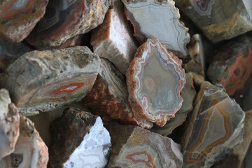 color agate mineral texture