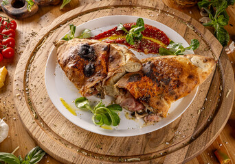Stuffed calzones with ham