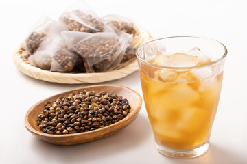 麦茶（六条大麦）