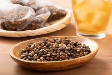 麦茶（六条大麦）