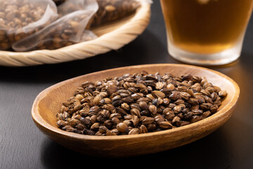 麦茶（六条大麦）