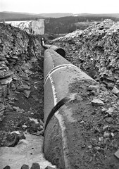 Verlegte Erdgasrohre im Frühjahr 1989 im Gebiet Perm, UdSSR