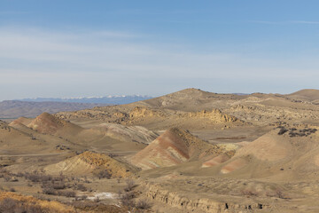 Majestic Desert Vista: Mountains Kiss the Horizon