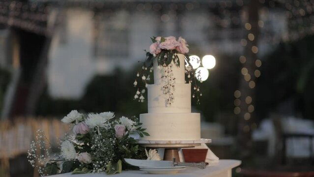 wedding cake