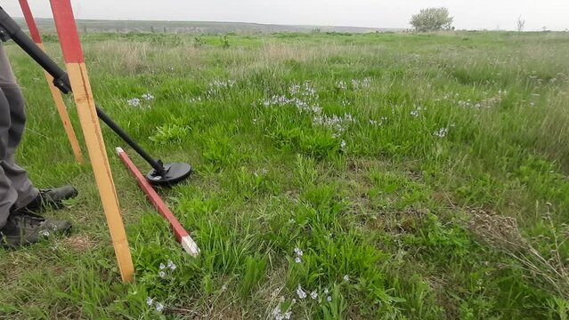Use of deminer tools to search and identify landmines. Cleaning of territories contaminated by land mines.