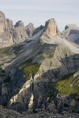Berglandschaft mit kargen Steinformationen