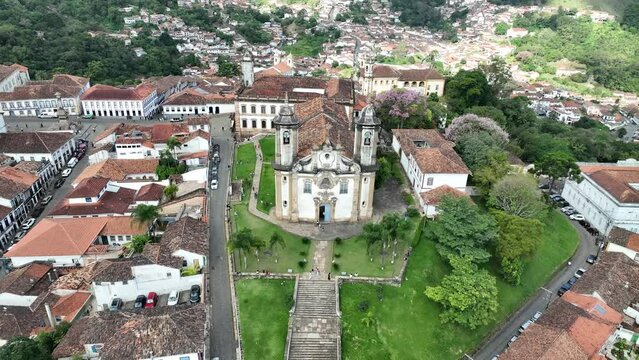 Discover the beauty of the iconic Nossa Senhora do Carmo Church in Ouro Preto, Minas Gerais, Brazil. Marvel at its unique architecture in an exciting drone flyover captured with the DJI Mavic 3. Explo