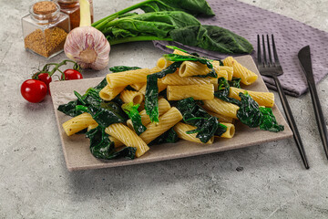 Italian cuisine - tortiglioni with spinach