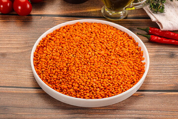 Raw red lentil for cooking