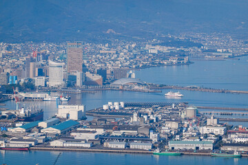 壮大な瀬戸のパノラマ...