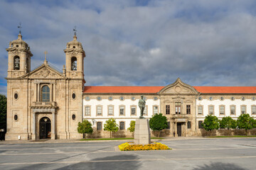 Pópulo Church (Igreja do Pópulo) and statue of Marshal Gomes da Costa in Braga, Portugal