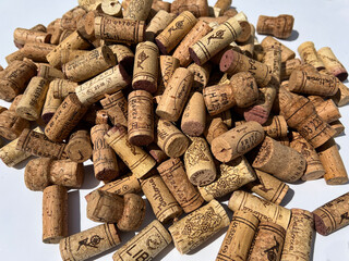 Wine corks, bottle stoppers