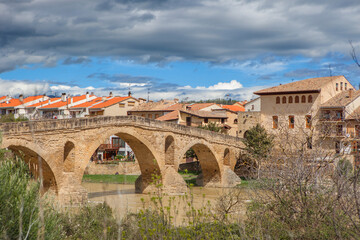 Large Romanesque bridge of Puente La Reina