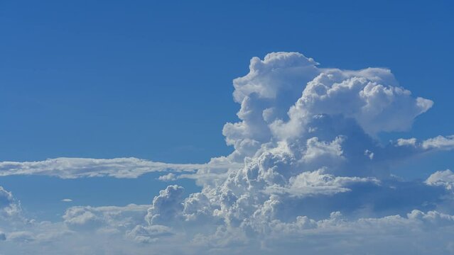 積乱雲(入道雲)の4Kタイムラプス動画