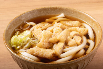 きざみ揚げうどん