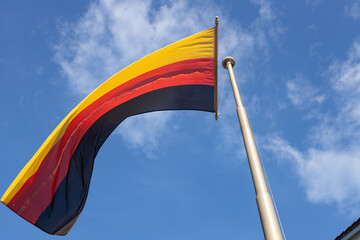 Bundesflagge Deutschland an einem Fahnenmast