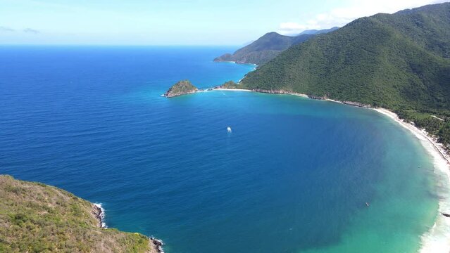 Bah&iacute;a De Cata Beach in VENEZUELA - Aragua