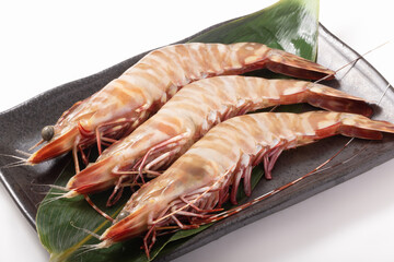 ［インドネシア産］天然　有頭海老